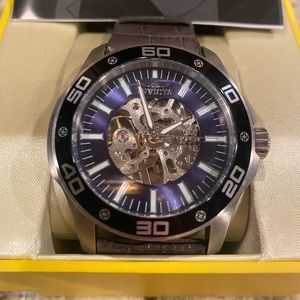 Brand new Invicta 30771